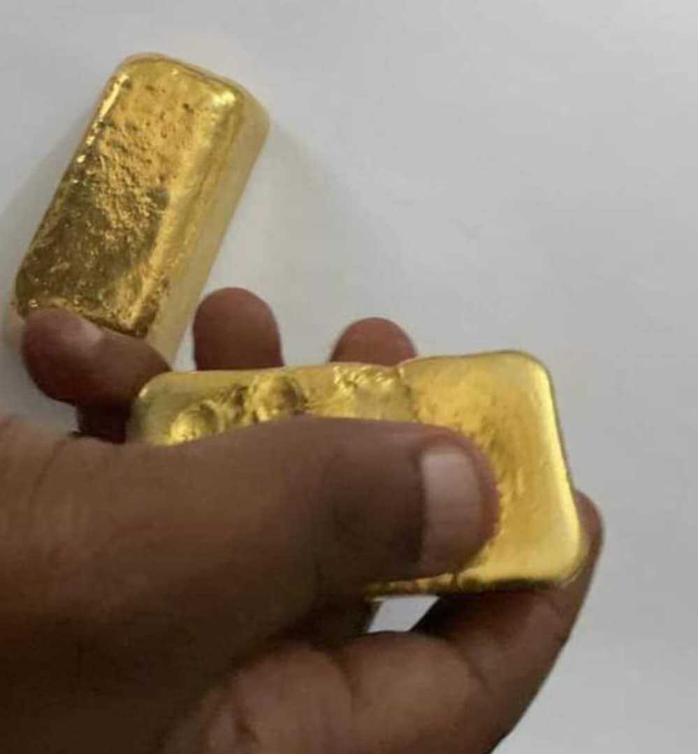 Gold bars prepared for buyer mineral supply inquiry